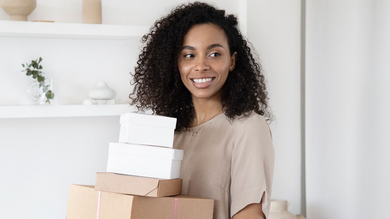 01_Hero Image_What is DDP shipping