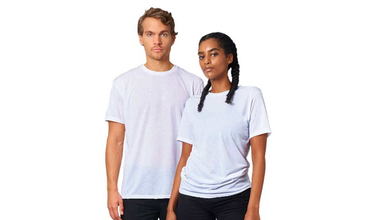 Gildan 42000 shirt