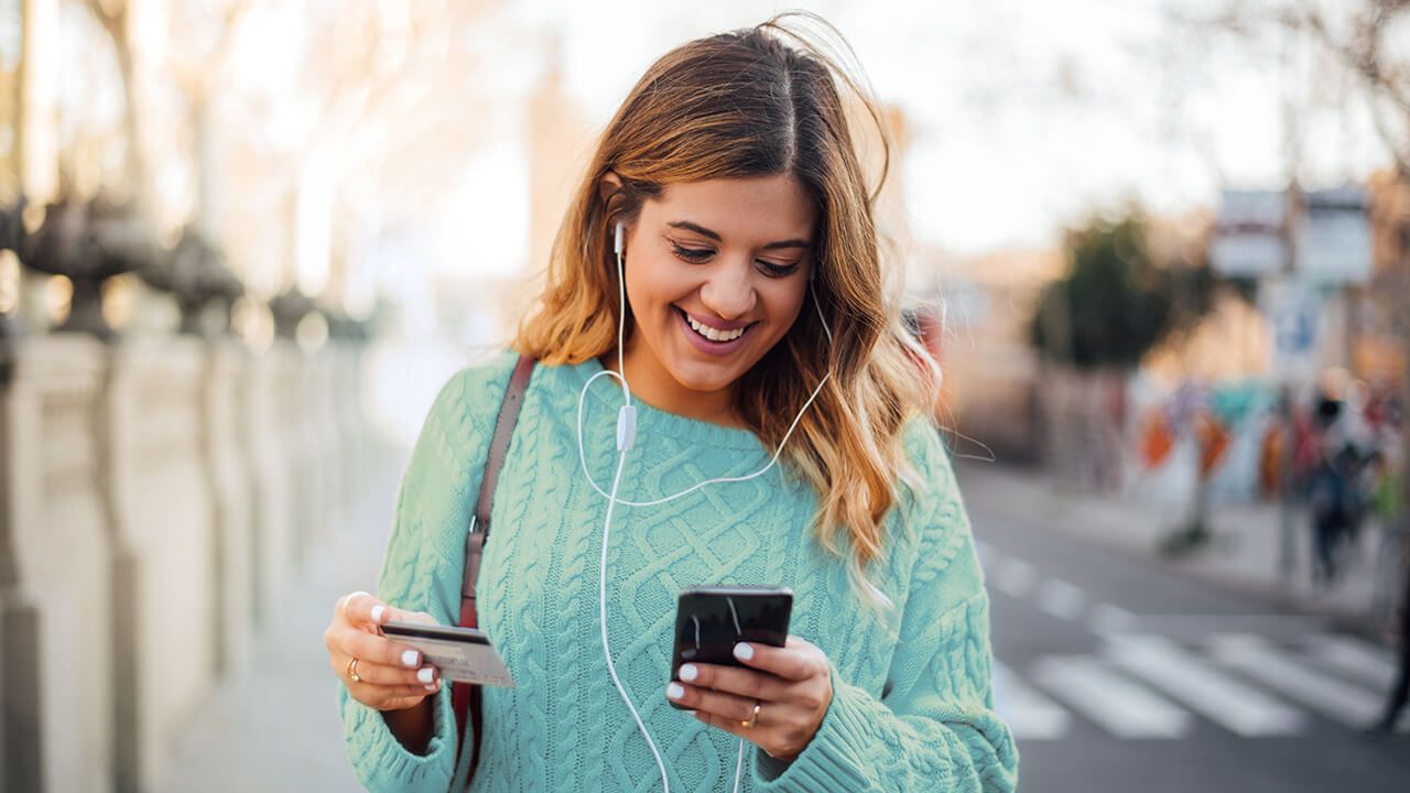 0234_Rise-of-mobile-shopping_1280x720