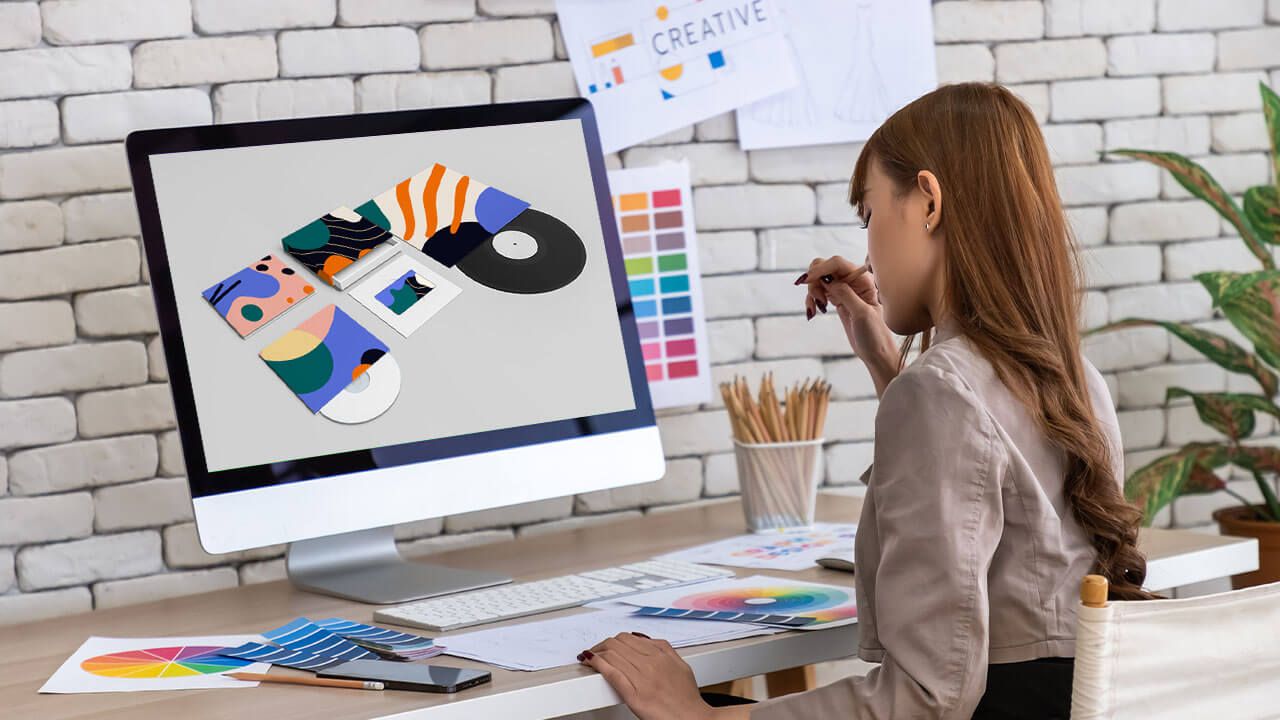 Licensing art for media use