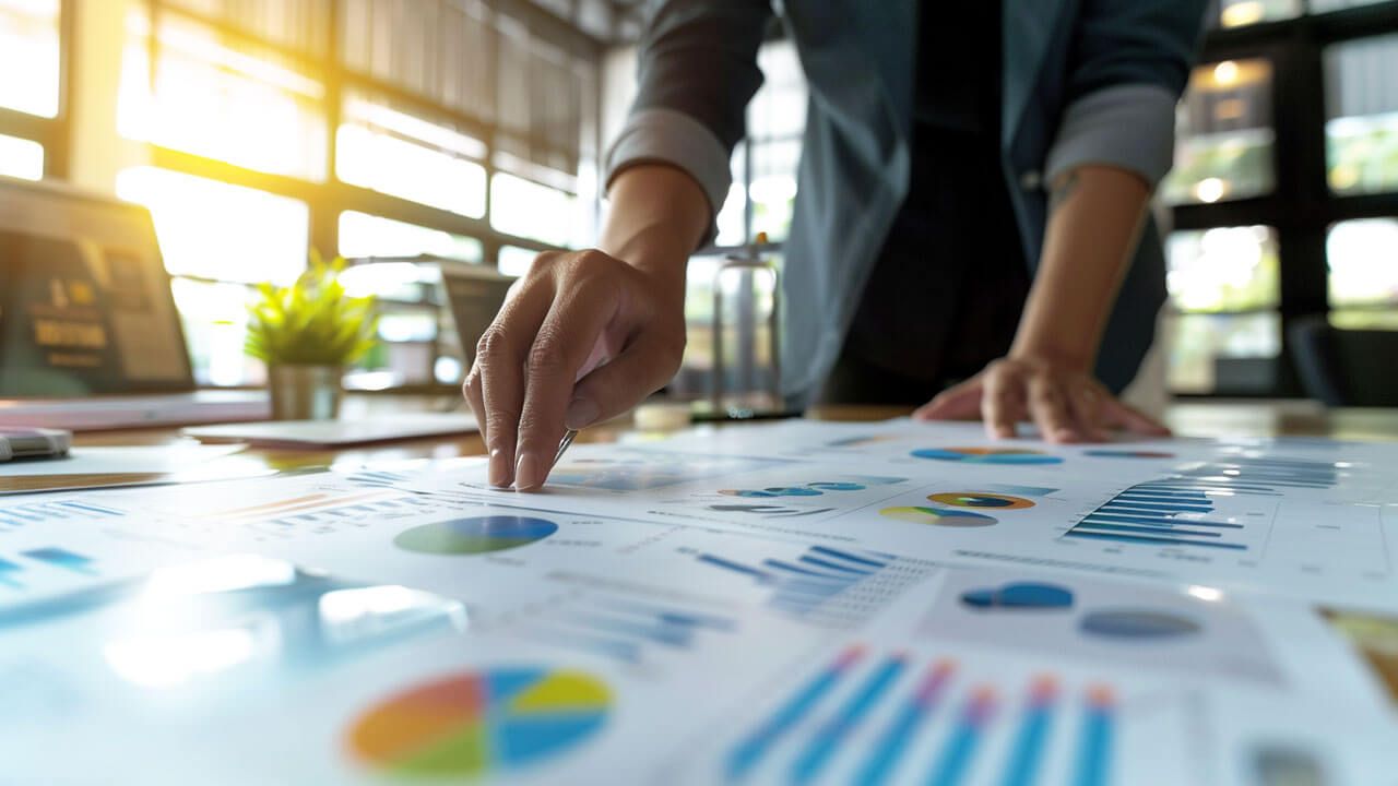 Planning merchandise marketing strategy